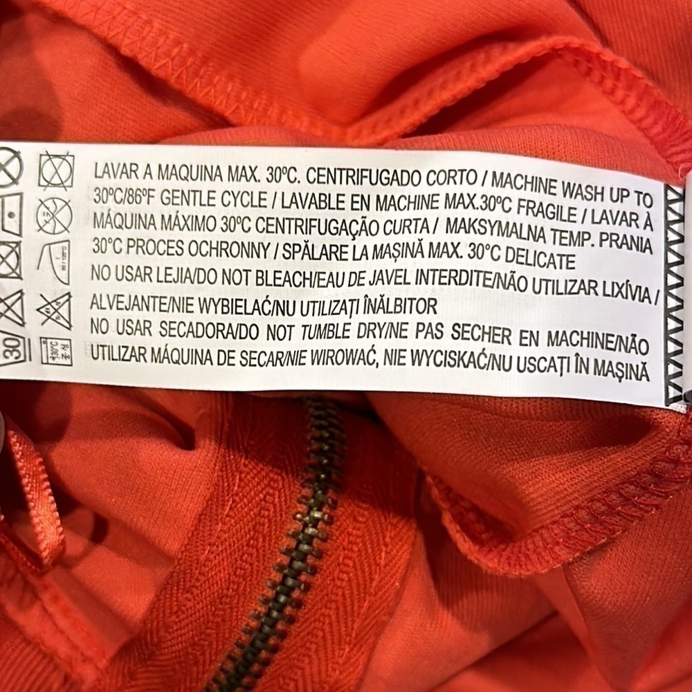 PULL & Bear size small skirt - Picture 7 of 8